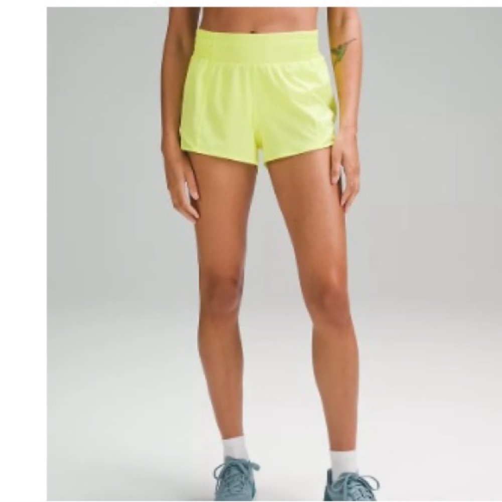 Lululemon Hotty-Hot High-Rise Lined Short 2.5”